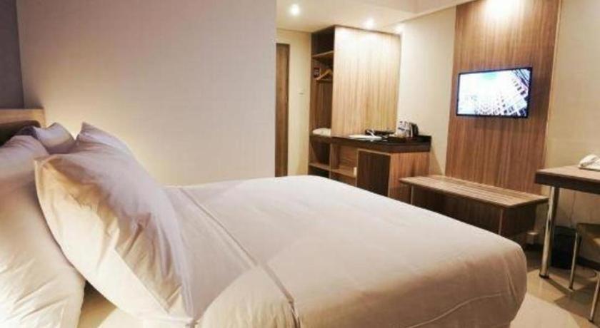 Hotel My Tower 3*
